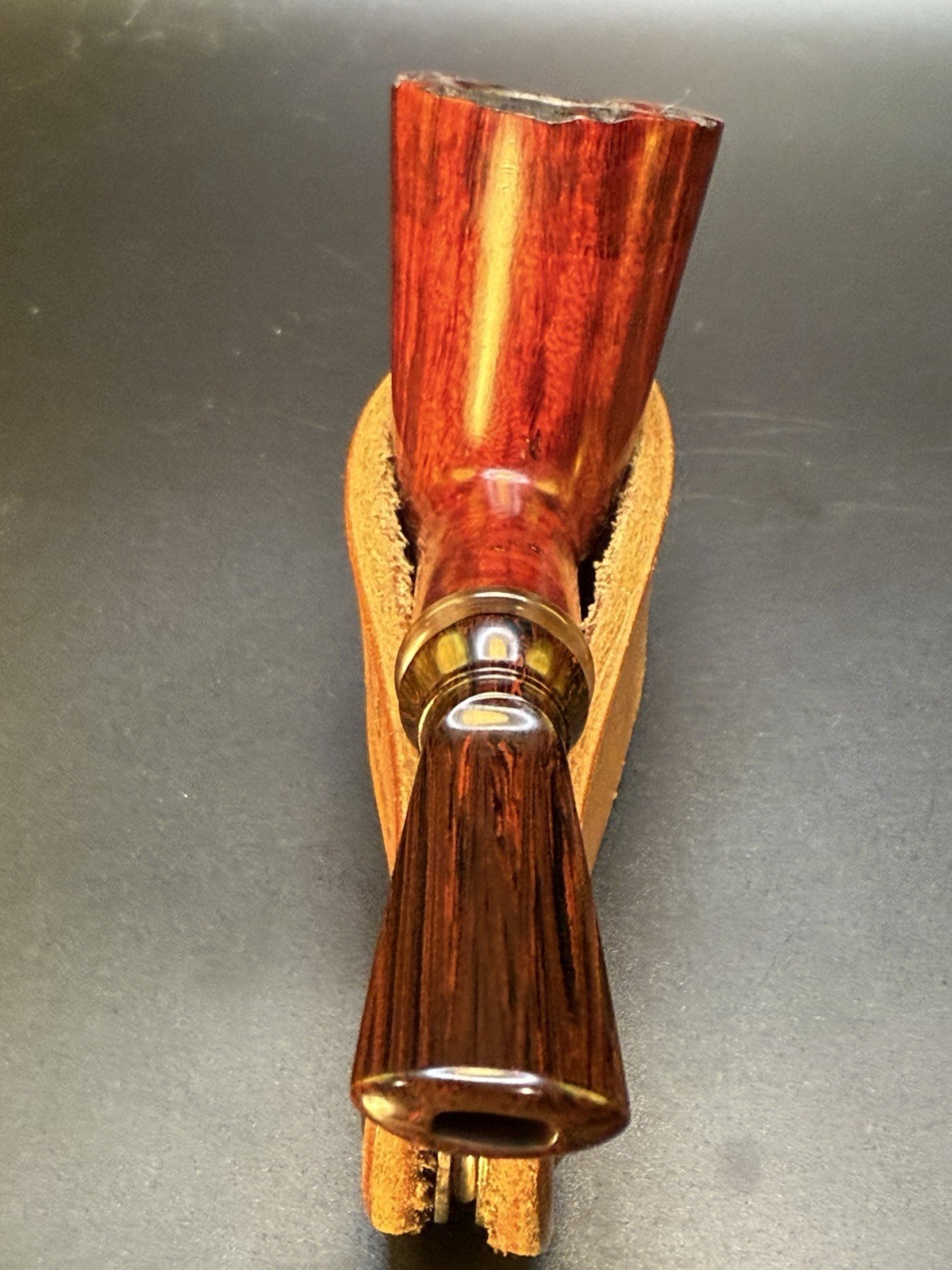 Artisan Brandon Daniels Stubby Dublin W/Cumberland Tobacco Pipe - Image 4