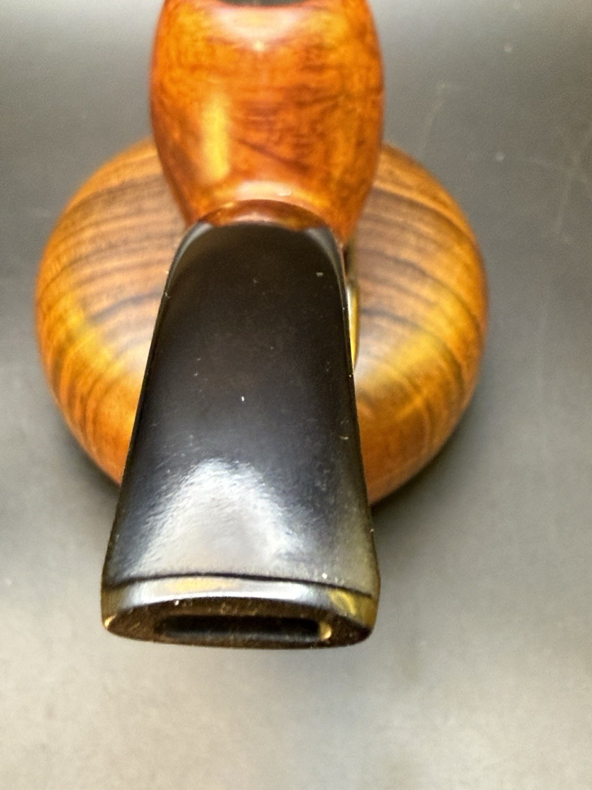 Vintage 1976 Dunhill Root Briar 542 Bent Egg Tobacco Pipe - Image 4